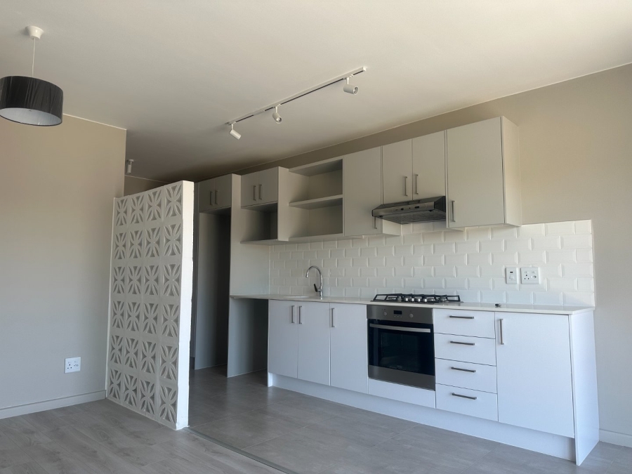 To Let 1 Bedroom Property for Rent in Table View Western Cape